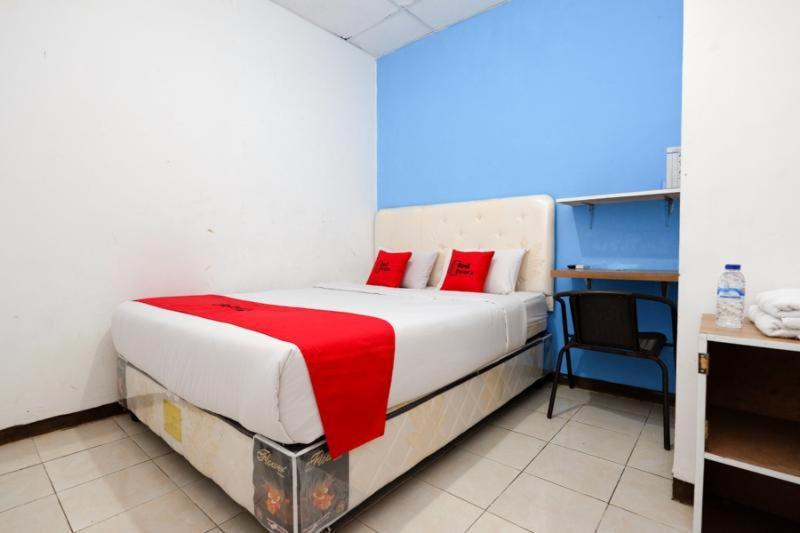 Hotel O Semarang Near Kota Lama Semarang Formerly Kamarkoe Residence Coo Property Δωμάτιο φωτογραφία